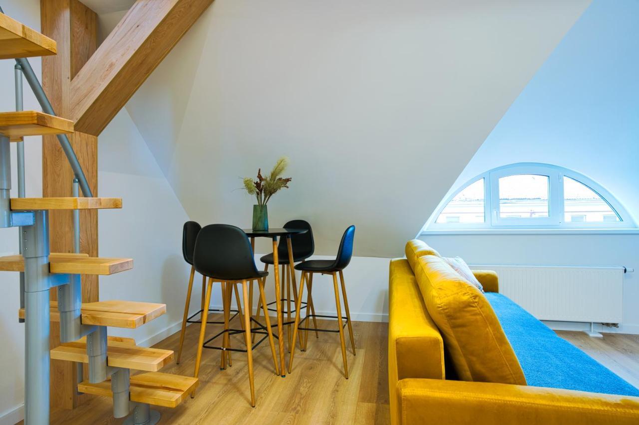 Cosy Studio In The City Center With Air Conditioneer! 클라이페다 외부 사진
