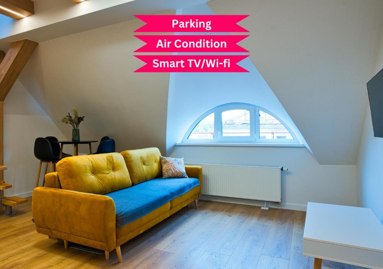 Cosy Studio In The City Center With Air Conditioneer! 클라이페다 외부 사진